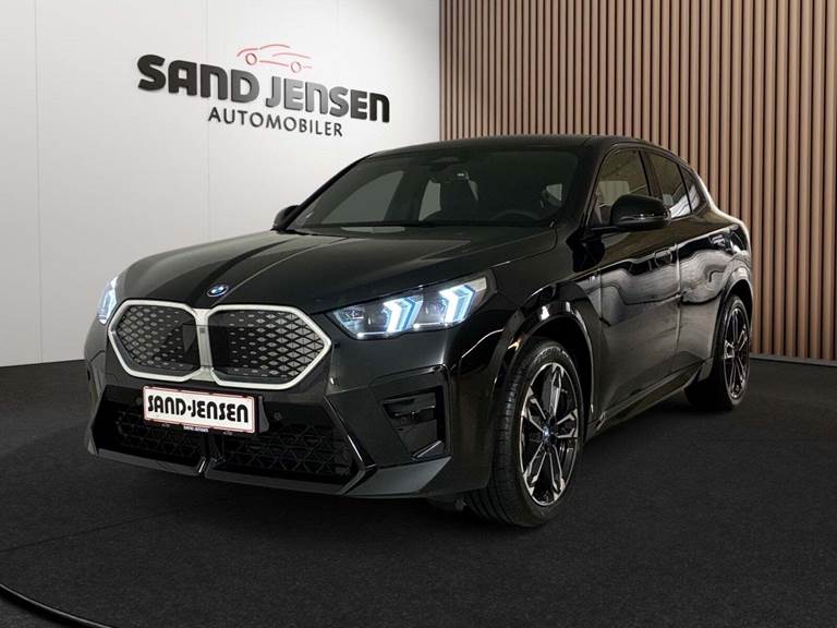 BMW iX2 eDrive20 M-Sport Premium Van