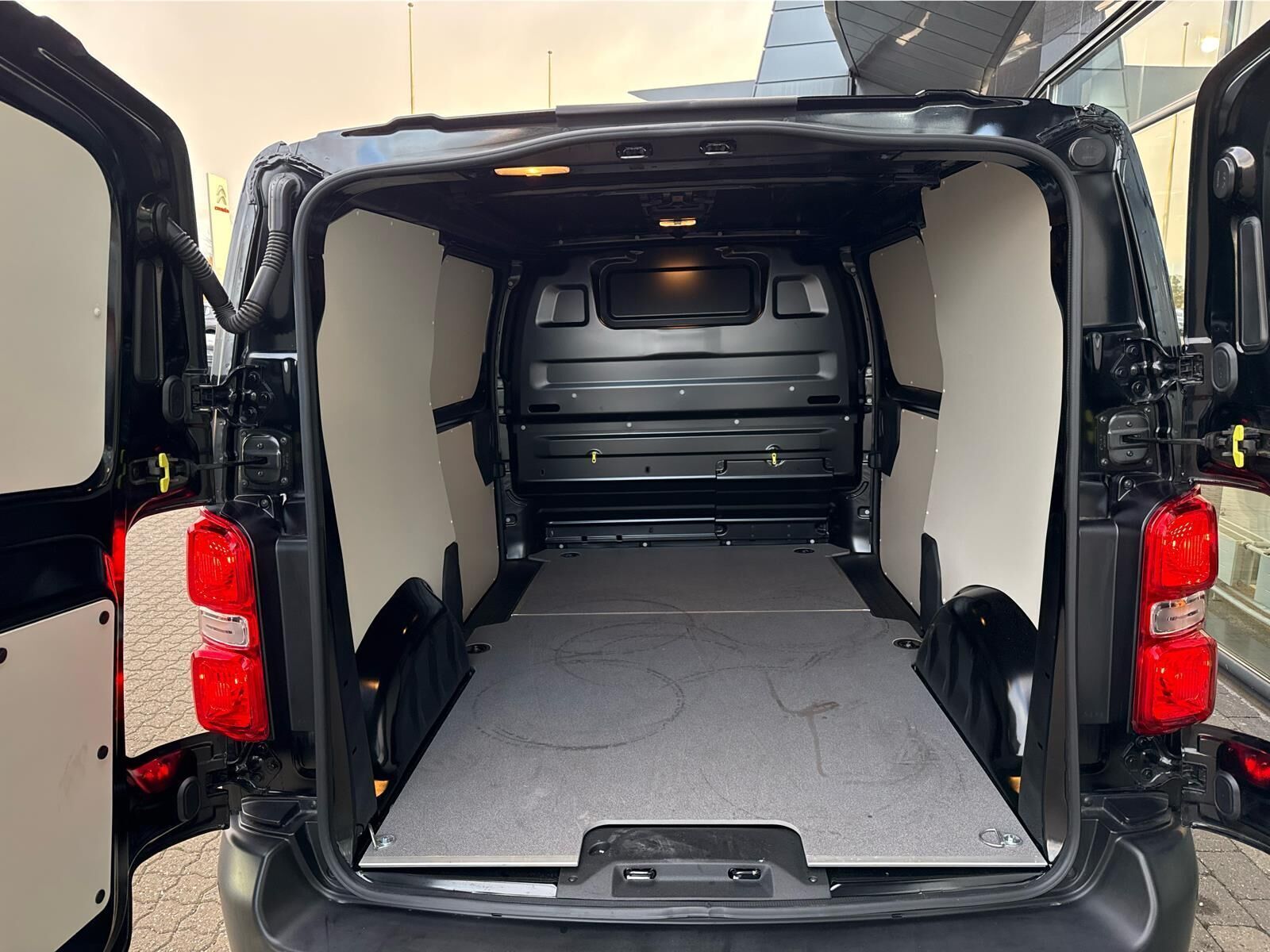 Sort Fiat E-Scudo fra 2025