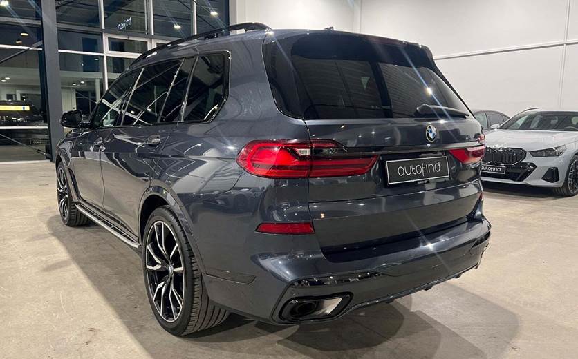 BMW X7
