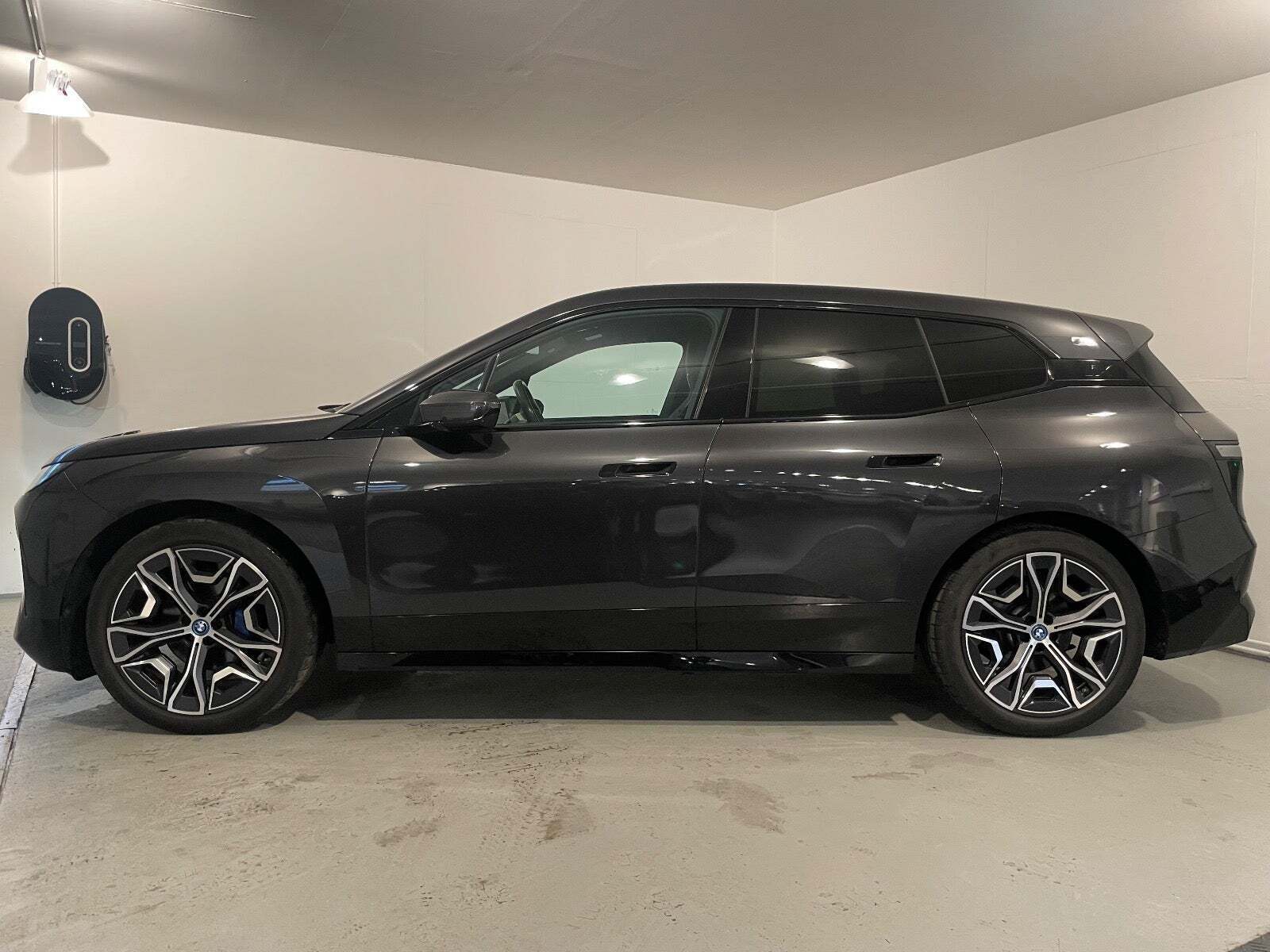 BMW iX xDrive40 Fully Charged Sport