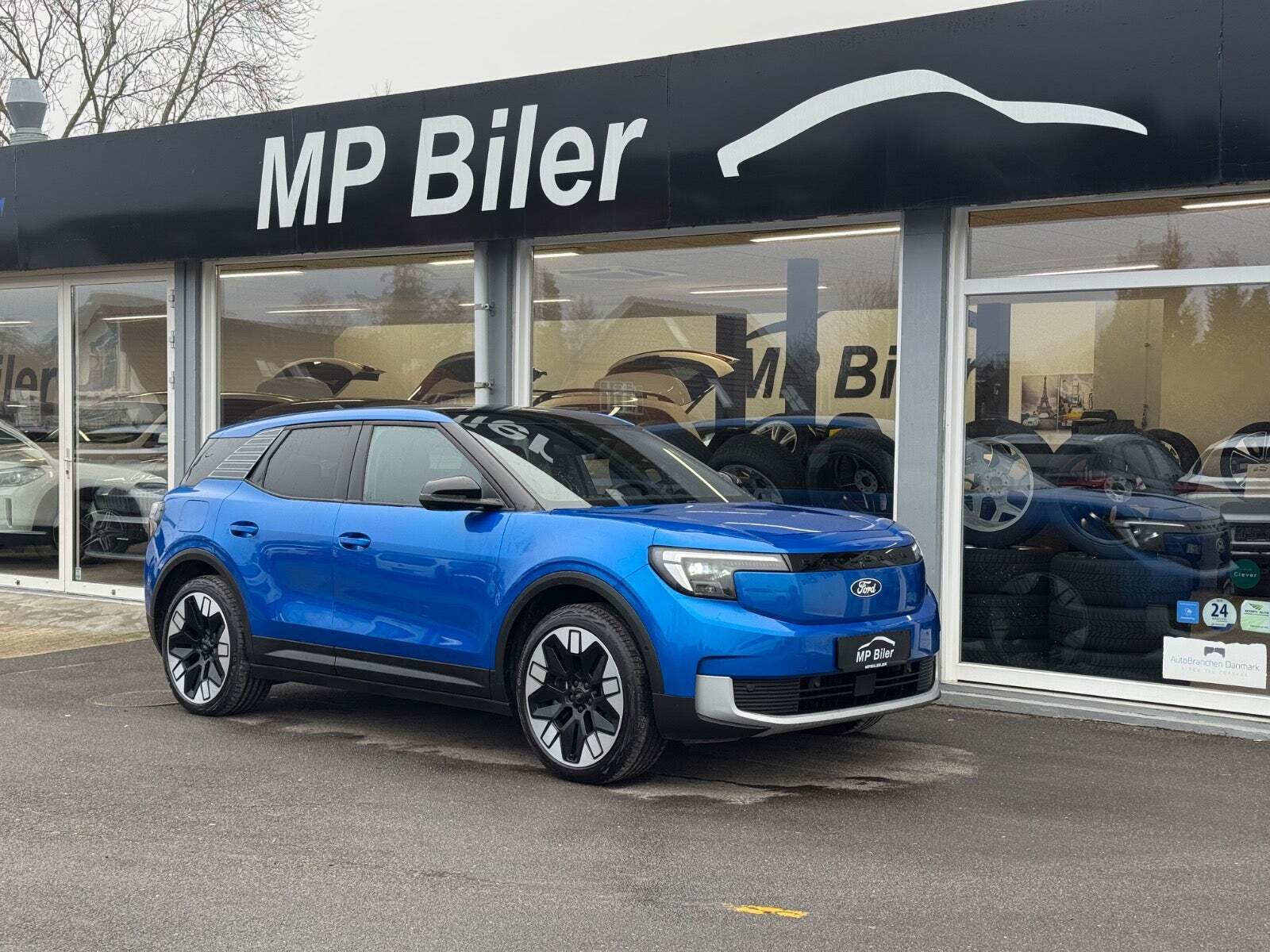 Ford Explorer 79 Premium Extended Range AWD