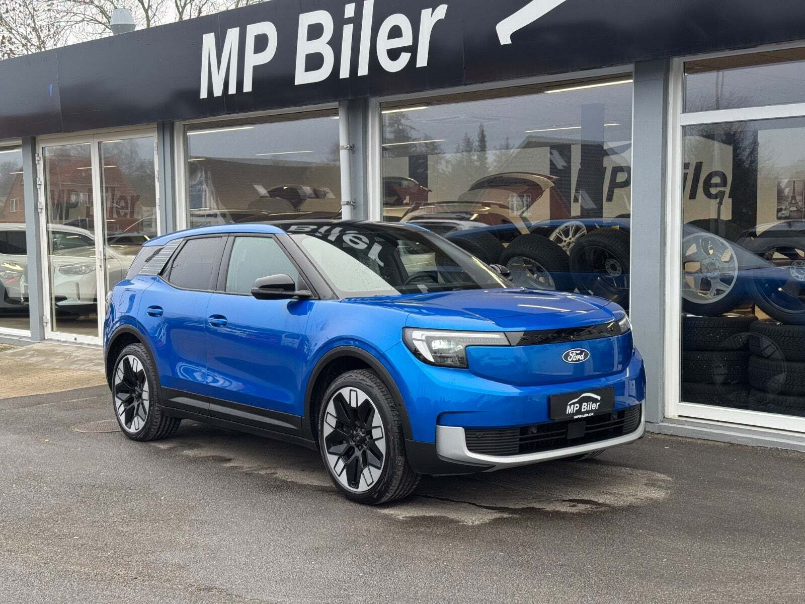 Ford Explorer 79 Premium Extended Range AWD