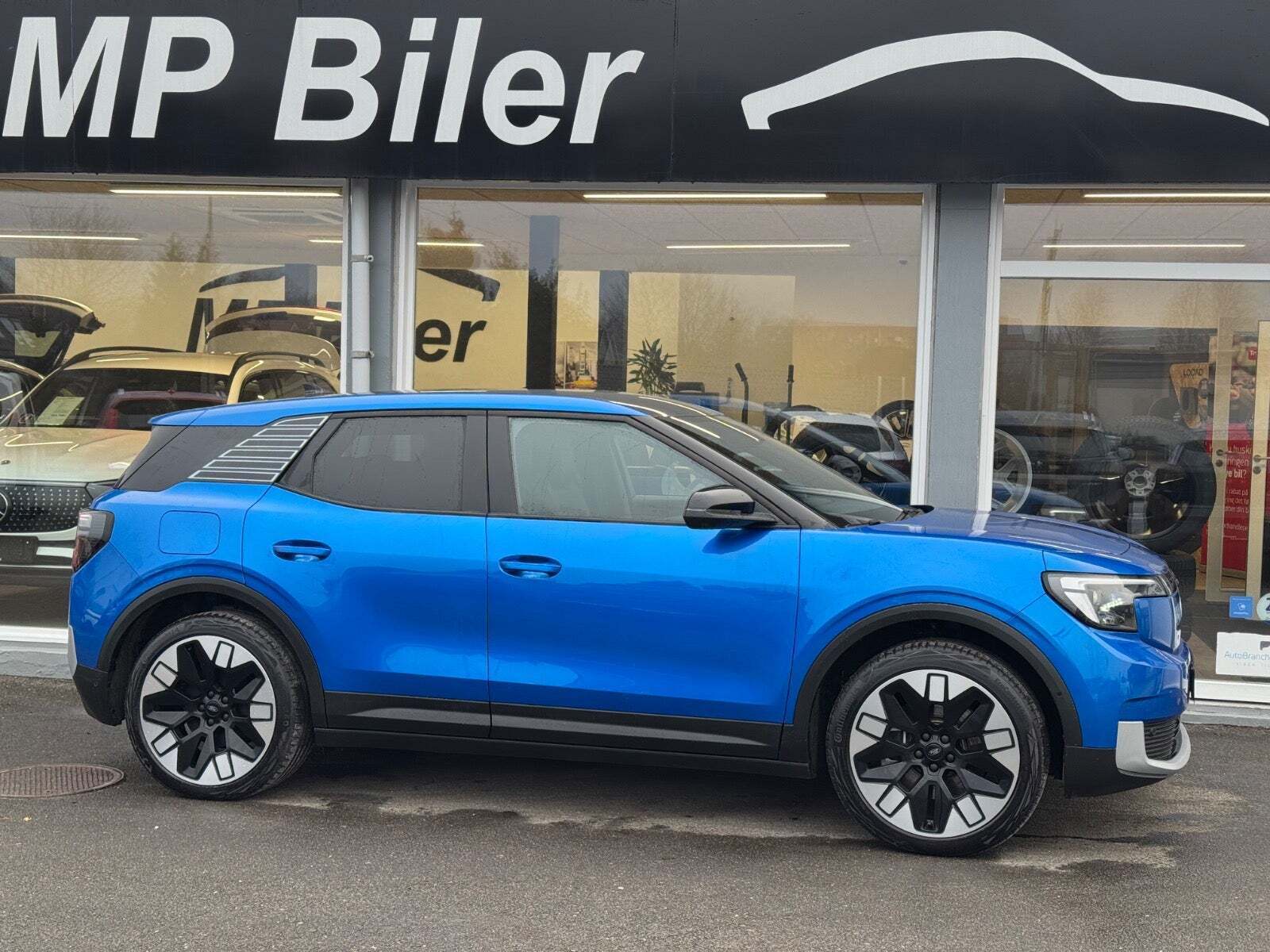 Ford Explorer 79 Premium Extended Range AWD