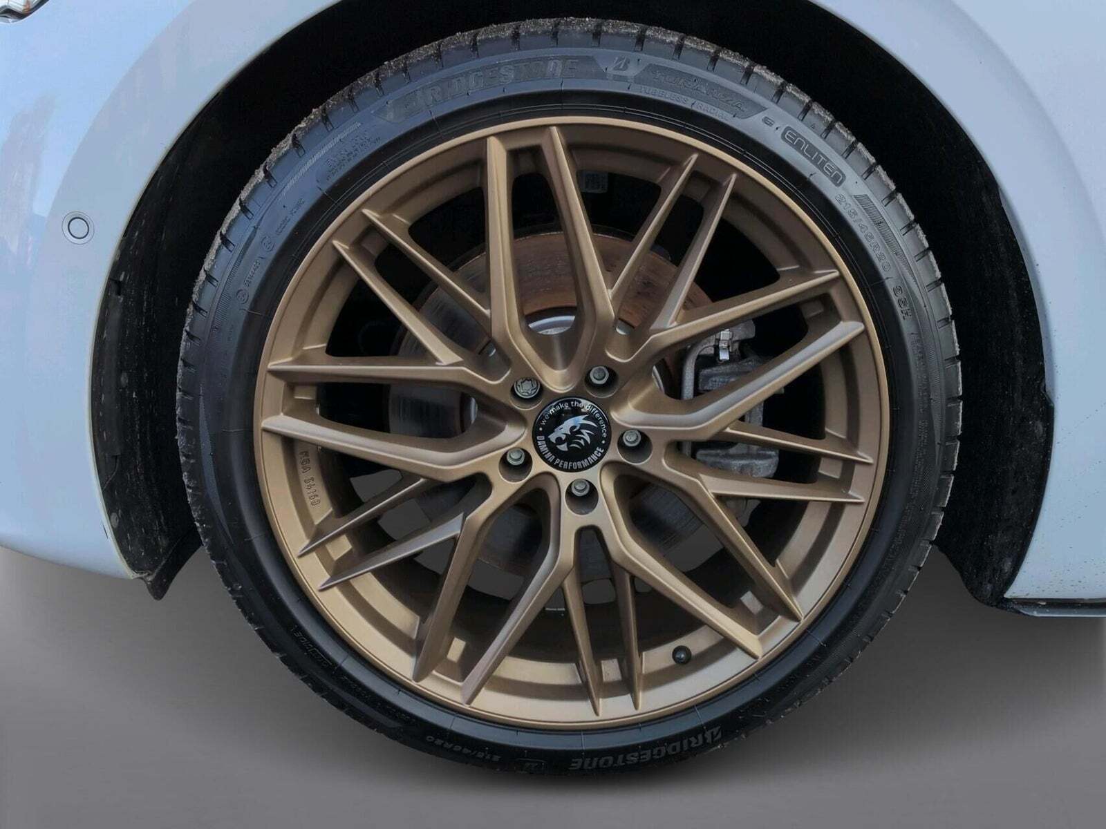 Hvid Cupra Born fra 2023