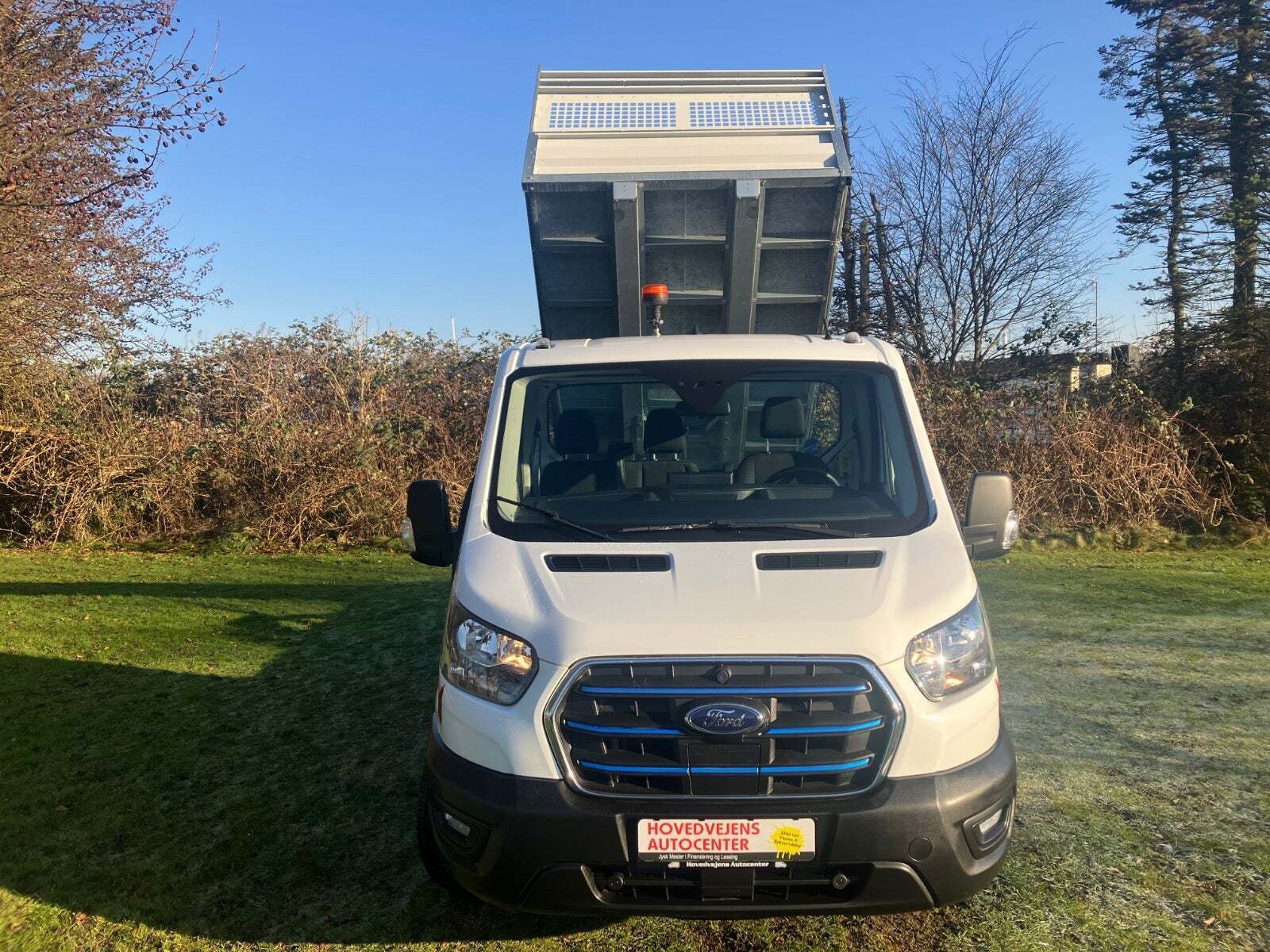 Ford E-Transit 350 L3 Chassis 68 Trend H1 RWD