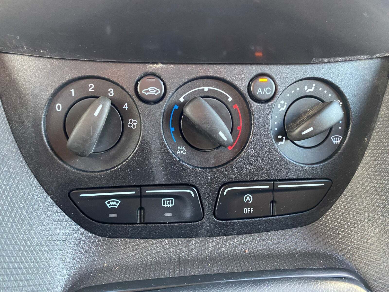 Ford Transit Connect 1,6 TDCi 95 Trend kort