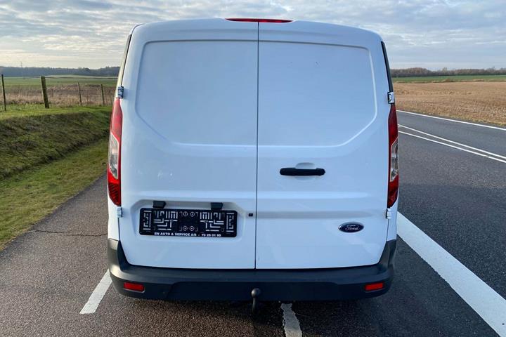 Hvid Ford Transit Connect fra 2015