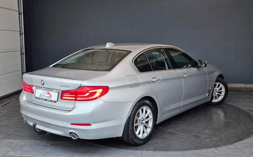 BMW 520i