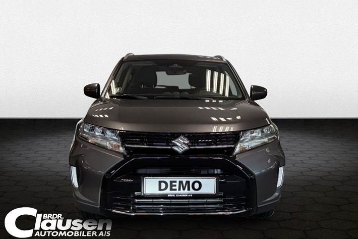 Grå Suzuki Vitara fra 2025