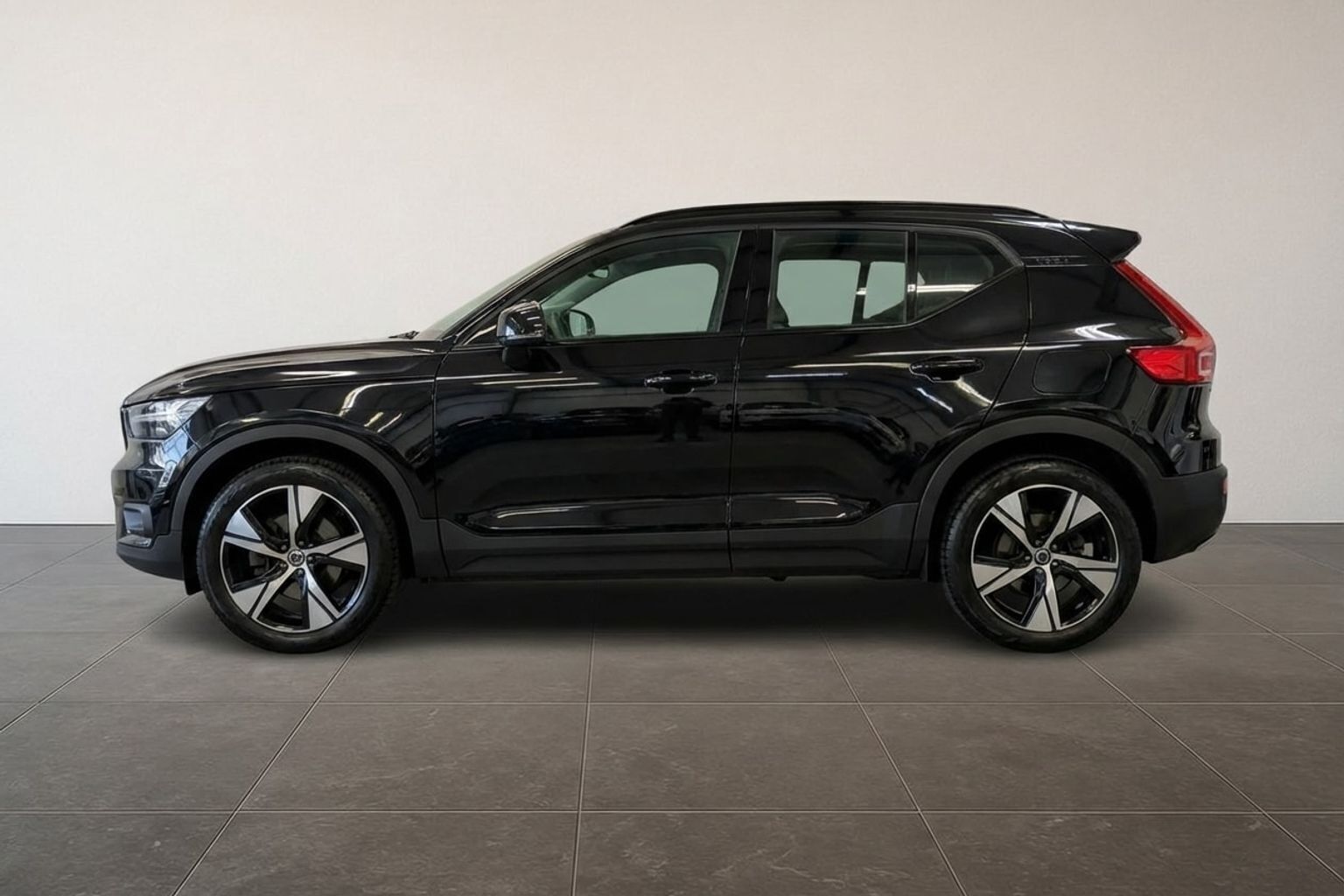 Volvo XC40 P8 Recharge Twin R-design AWD 408HK 5d Aut.