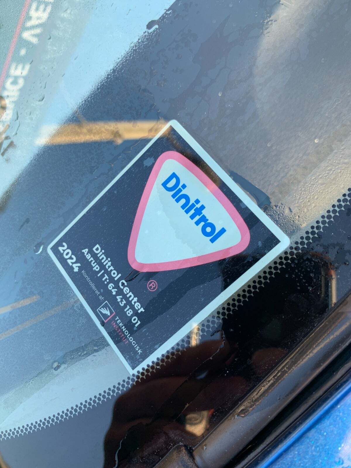 Blå Toyota Yaris fra 2015