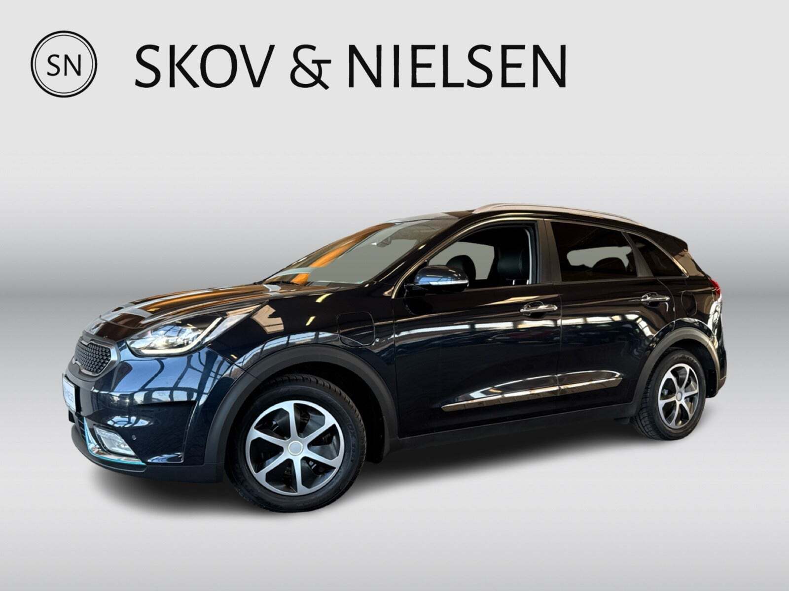 Blå Kia Niro fra 2019