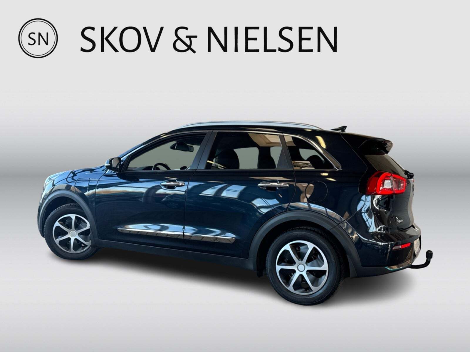 Blå Kia Niro fra 2019