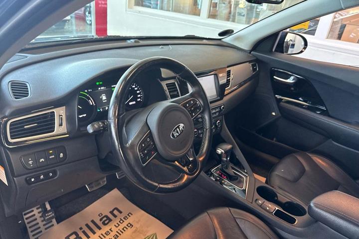 Blå Kia Niro fra 2019