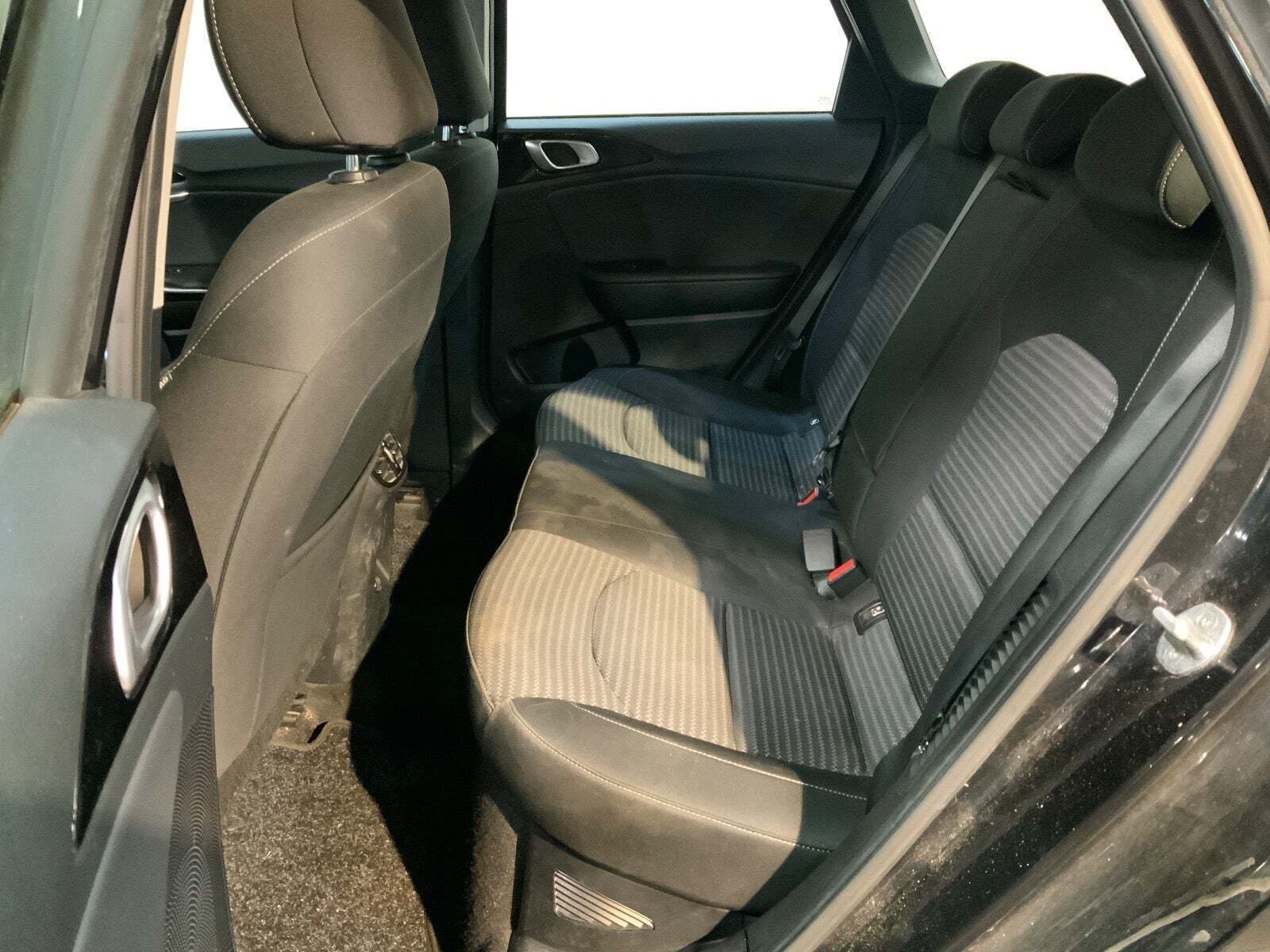 Kia Ceed 1,6 PHEV Prestige SW DCT