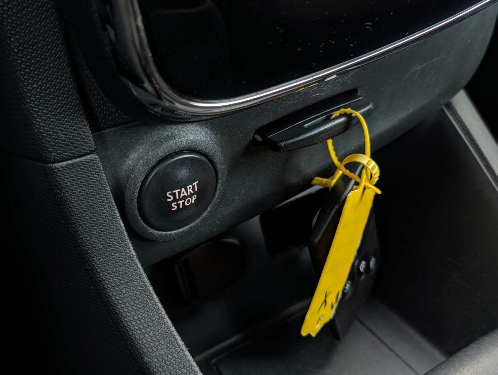 Hvid Renault Clio IV fra 2015