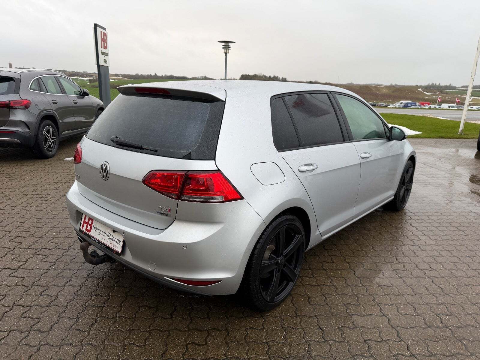 Sølv VW Golf VII fra 2014