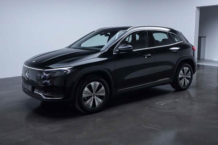 Sort Mercedes EQA350 fra 2024