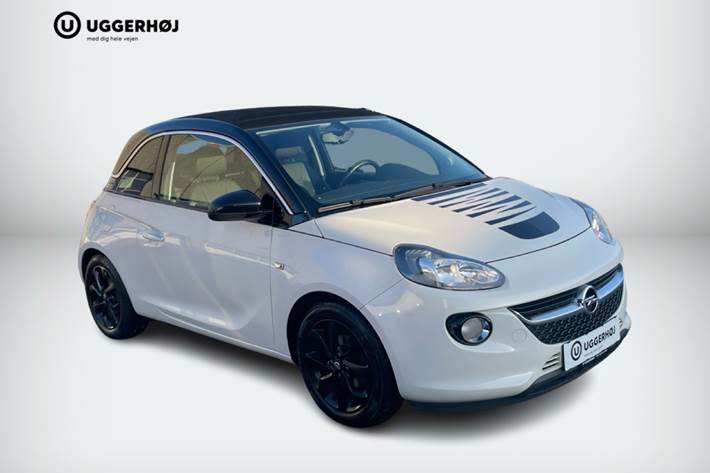 Hvid Opel Adam fra 2016 set udefra