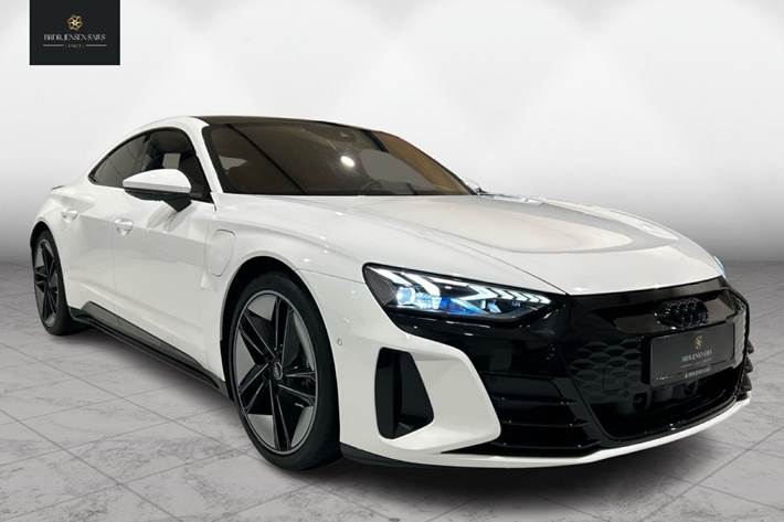 Hvid Audi e-tron GT fra 2022 set udefra
