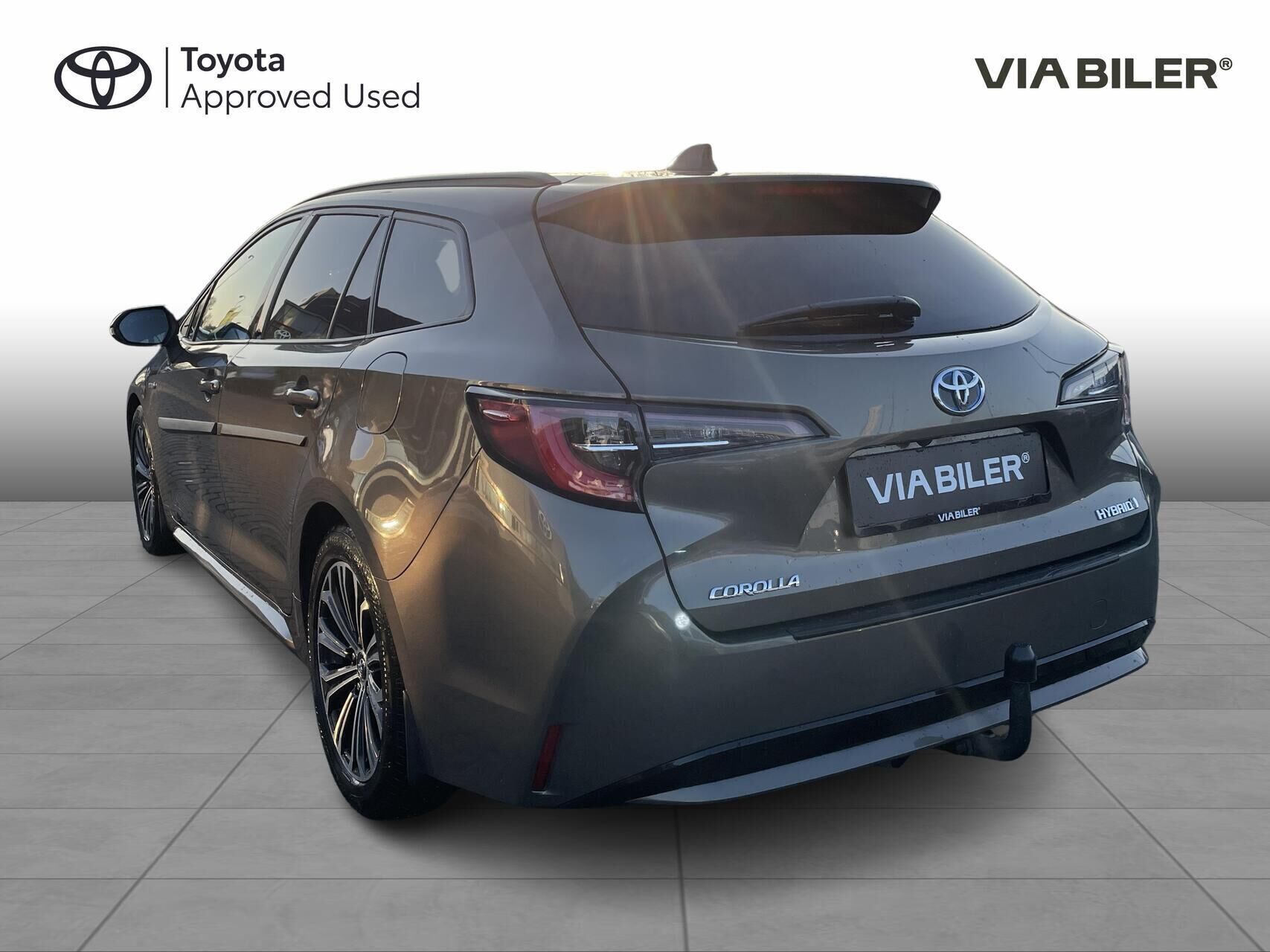 Toyota Corolla 1,8 Touring Sports Hybrid H3 Premium E-CVT 122HK Stc Trinl. Gear