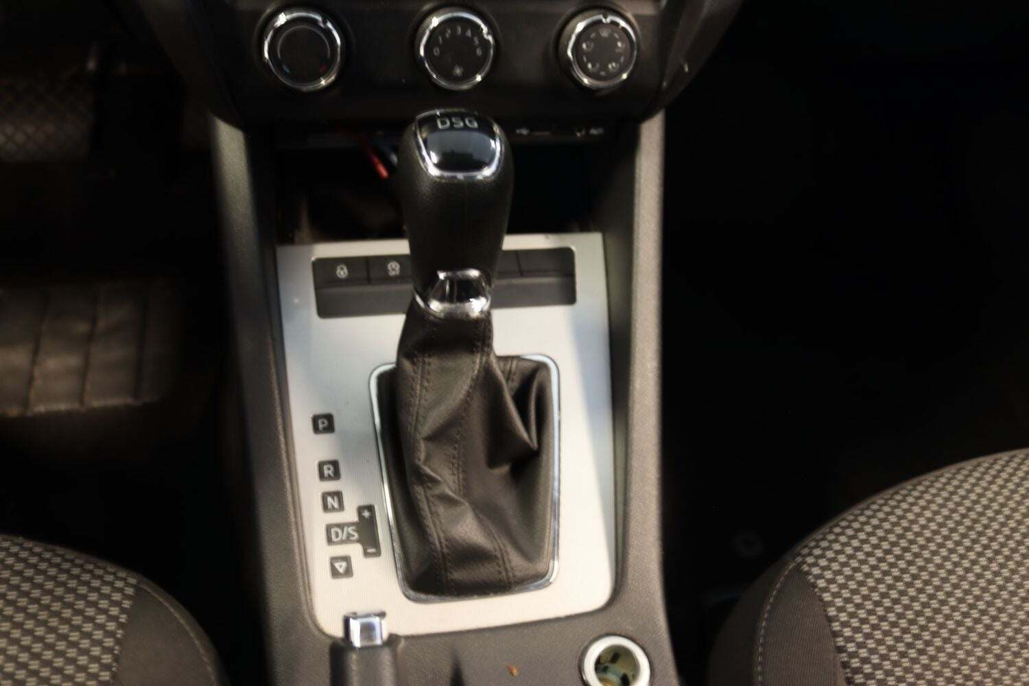 Skoda Octavia 1,6 TDi 105 Ambition Combi DSG