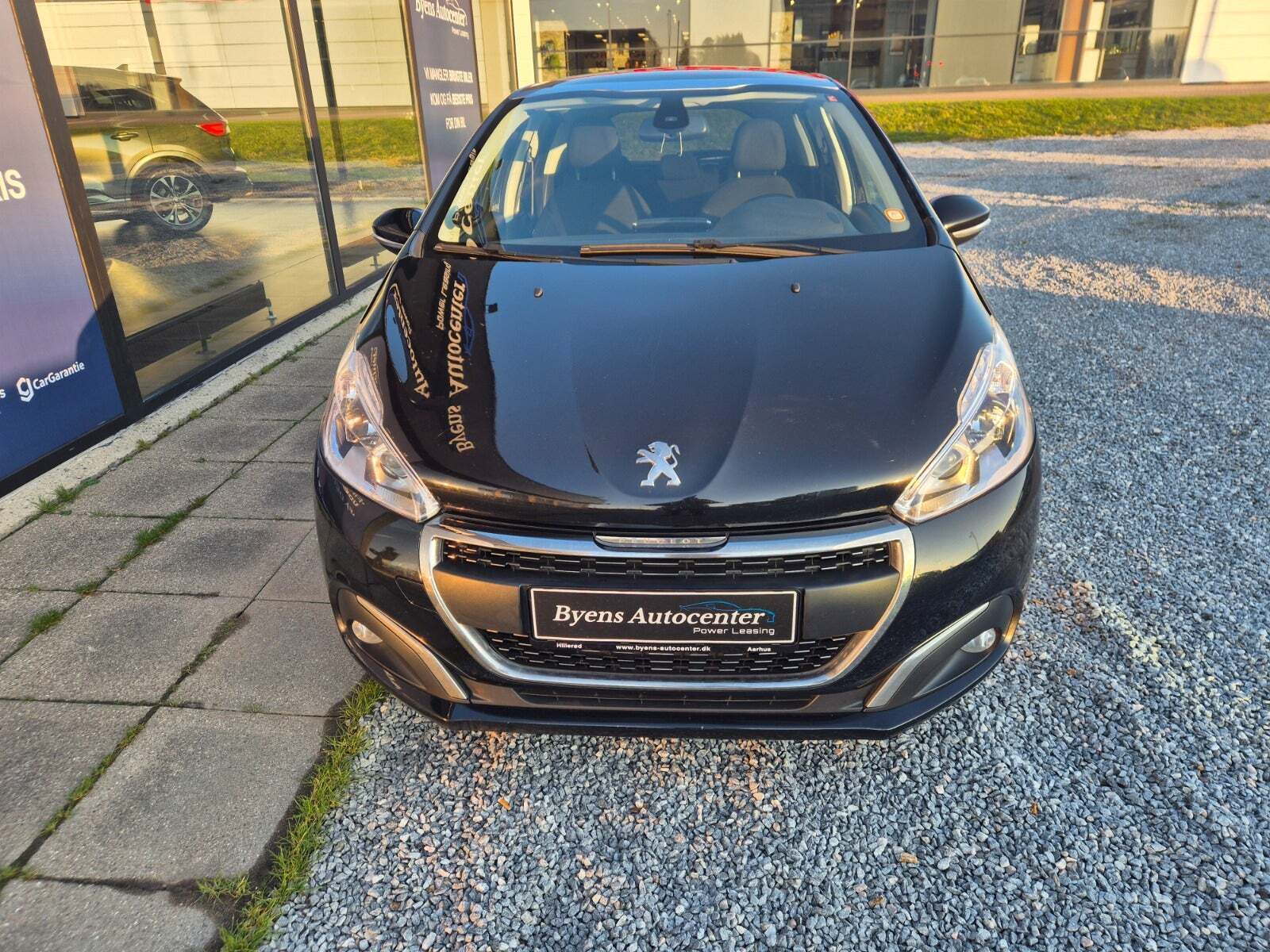 Peugeot 208 1,2 PureTech 82 Allure Sky