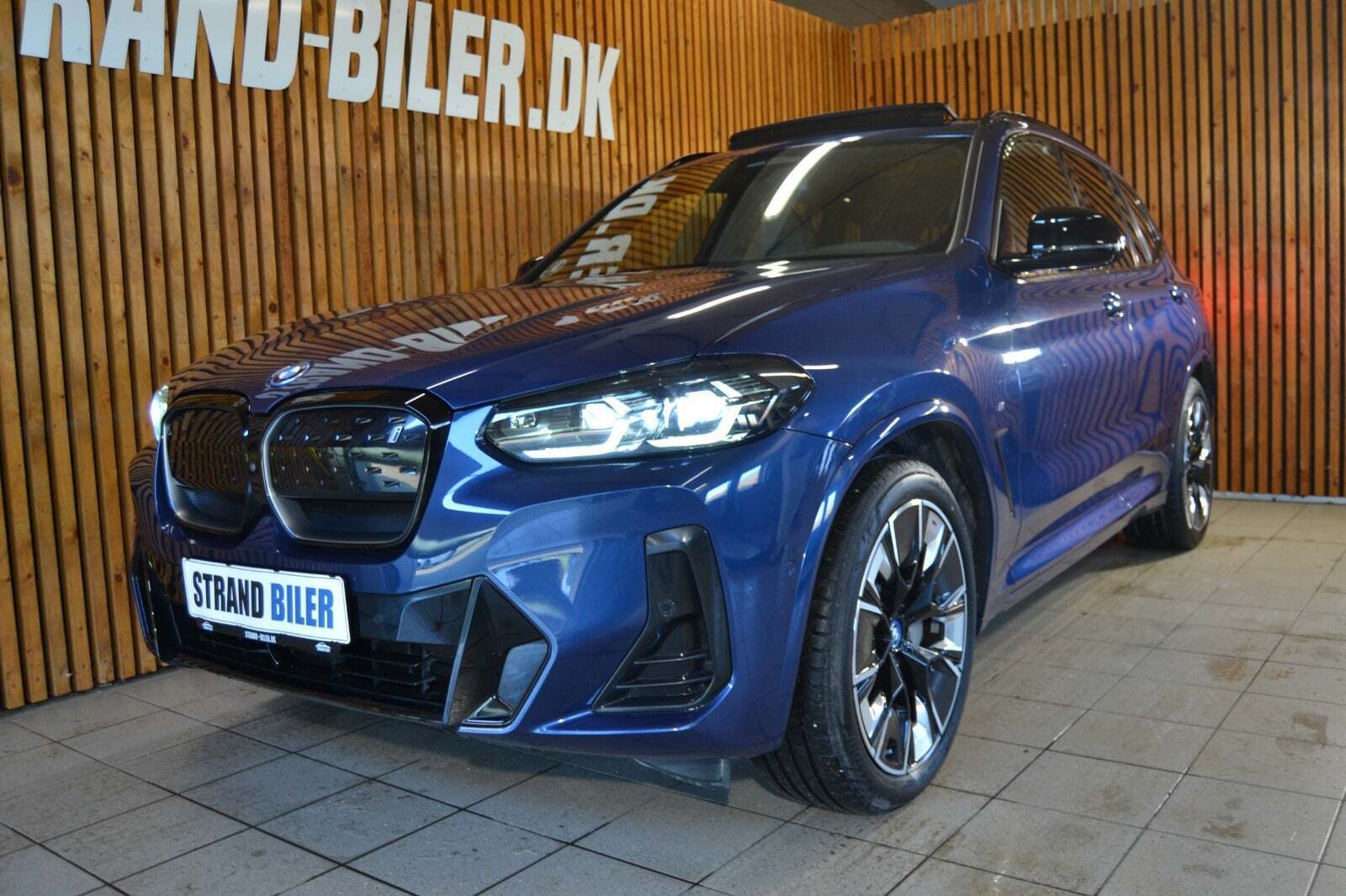 BMW iX3 Charged Plus M-Sport