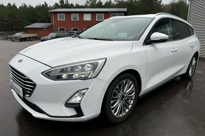 Hvid Ford Focus fra 2019