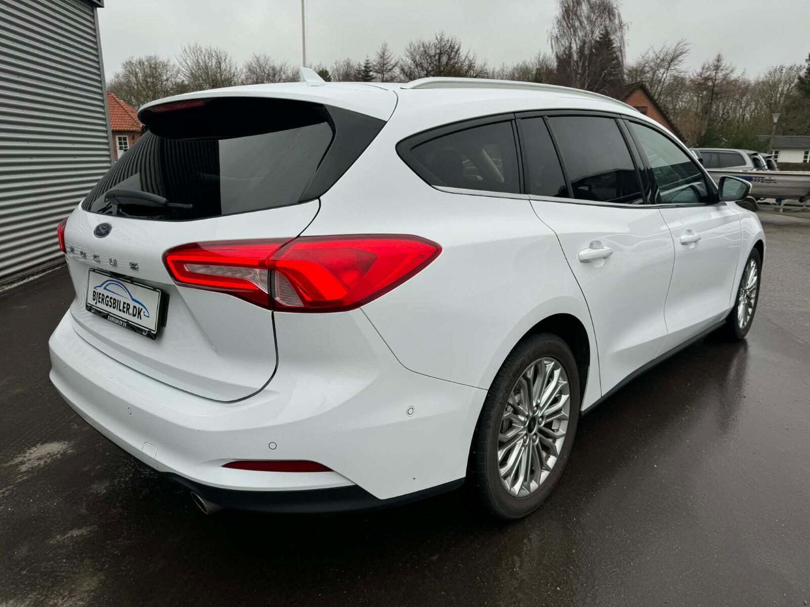 Hvid Ford Focus fra 2019