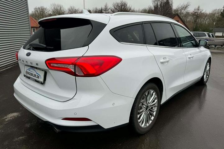 Hvid Ford Focus fra 2019