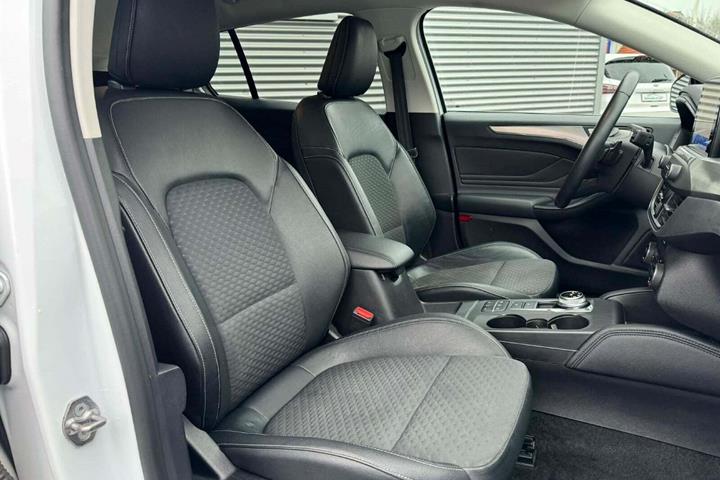 Hvid Ford Focus fra 2019