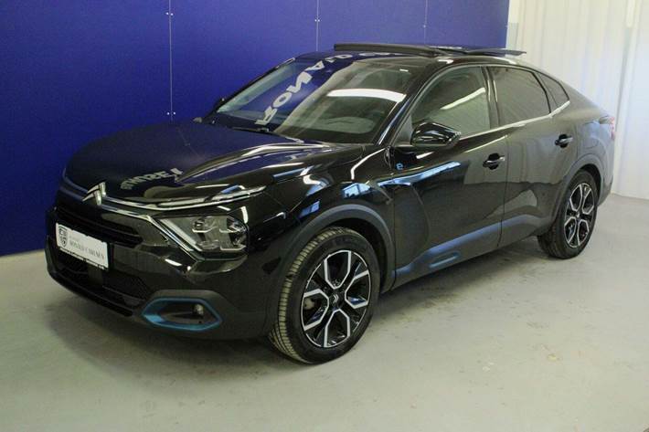 Sort Citroën ë-C4 X fra 2023