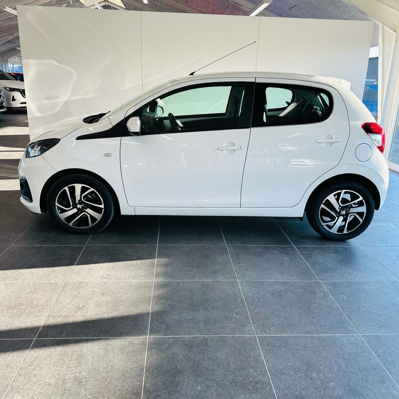 Peugeot 108 1,0 e-VTi 72 Allure+