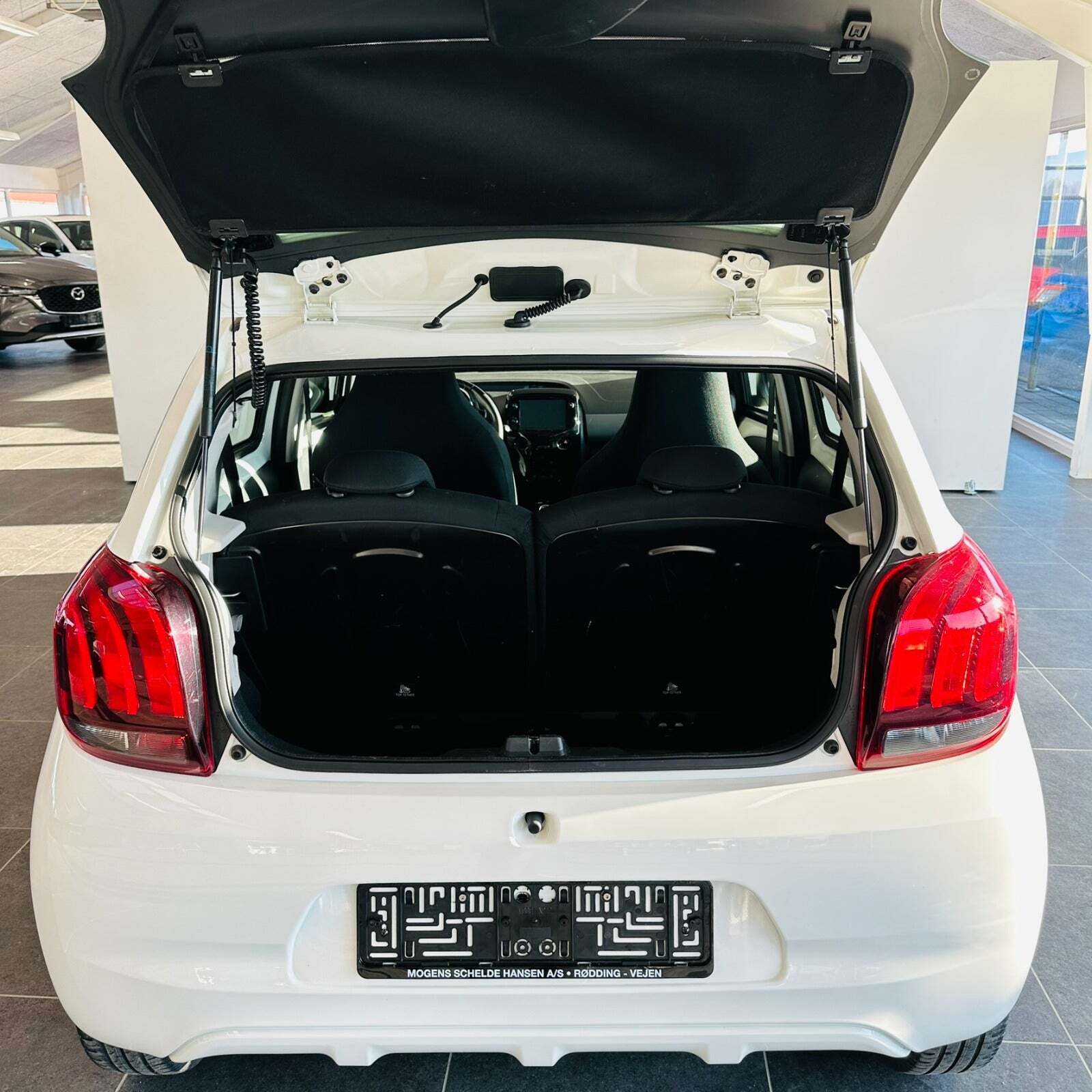 Hvid Peugeot 108 fra 2019
