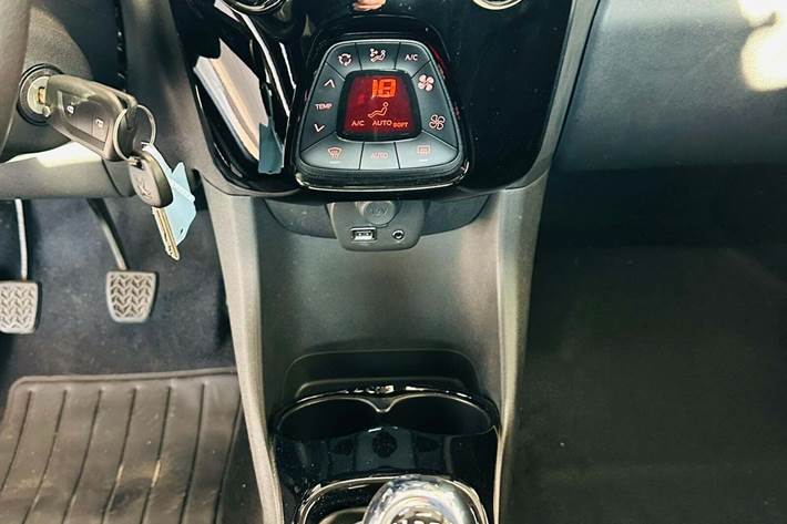 Hvid Peugeot 108 fra 2019