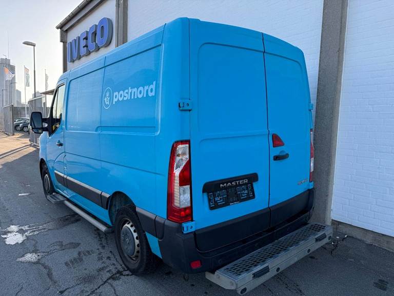 Renault Master IV T33 2,3 dCi 150 L1H1 Kassevogn aut.