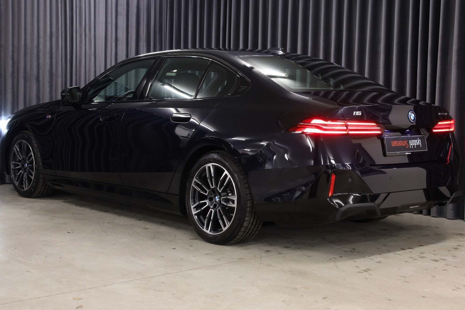 BMW i5 eDrive40 M-Sport