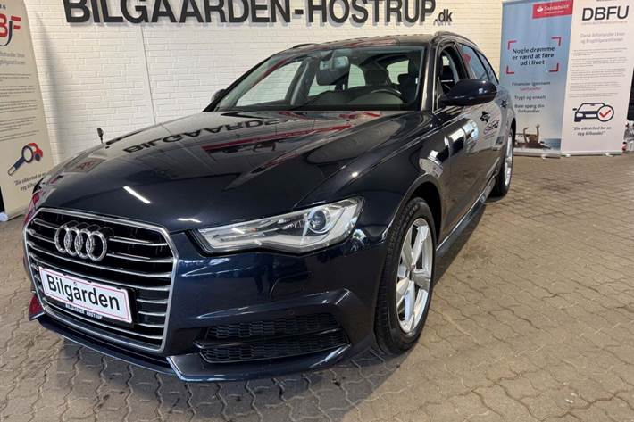 Blå Audi A6 fra 2017 set udefra