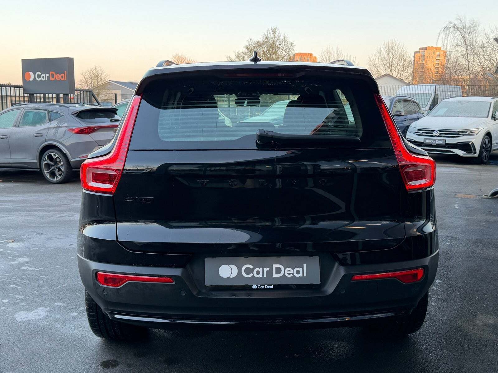 Volvo EX40 Extended Range Black Edition