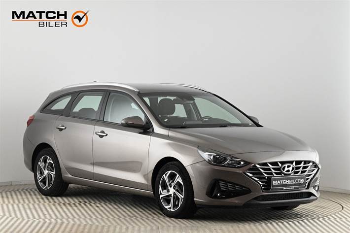 Bronze Hyundai i30 fra 2022 set udefra