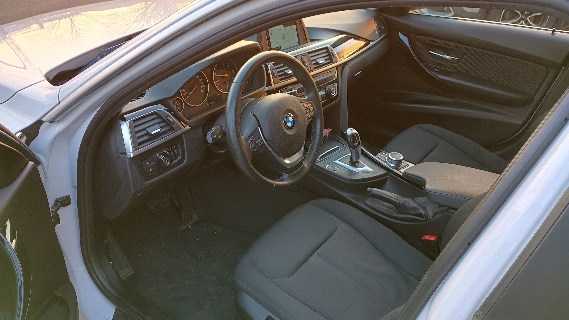 BMW 320d 2,0 Touring D Executive Steptronic 190HK Stc 8g Aut.