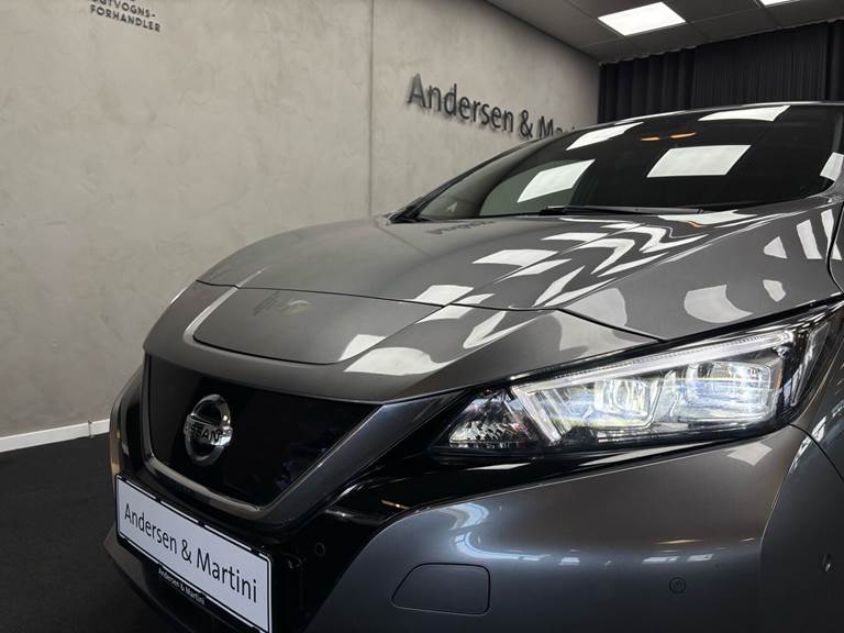 Nissan Leaf EL Tekna 62 kWh 214HK 5d Aut.