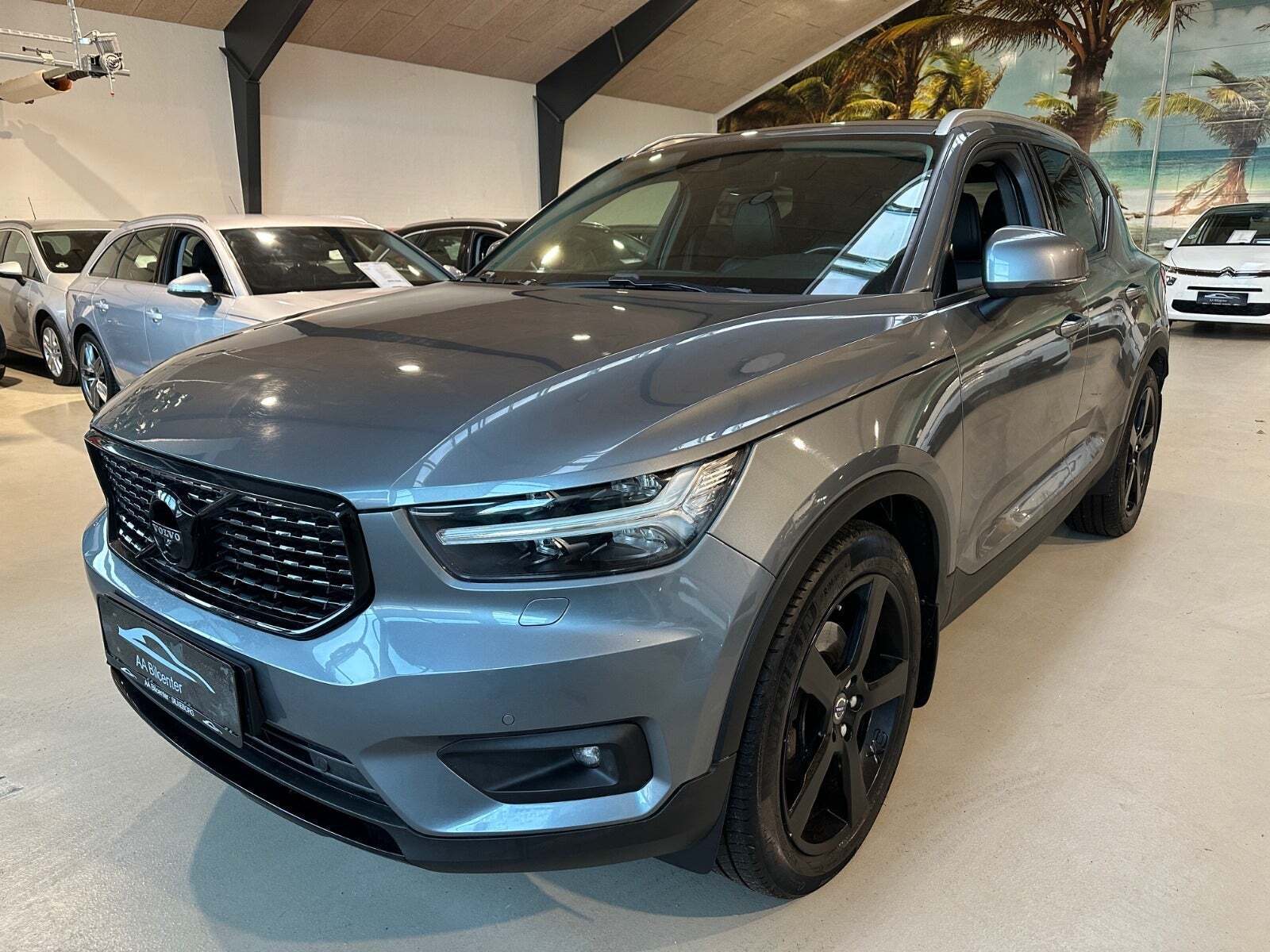 Volvo XC40 2,0 D4 190 Momentum aut. AWD