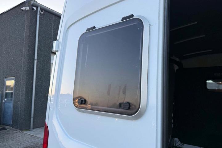 Hvid Ford Transit 350 L2 Van fra 2020