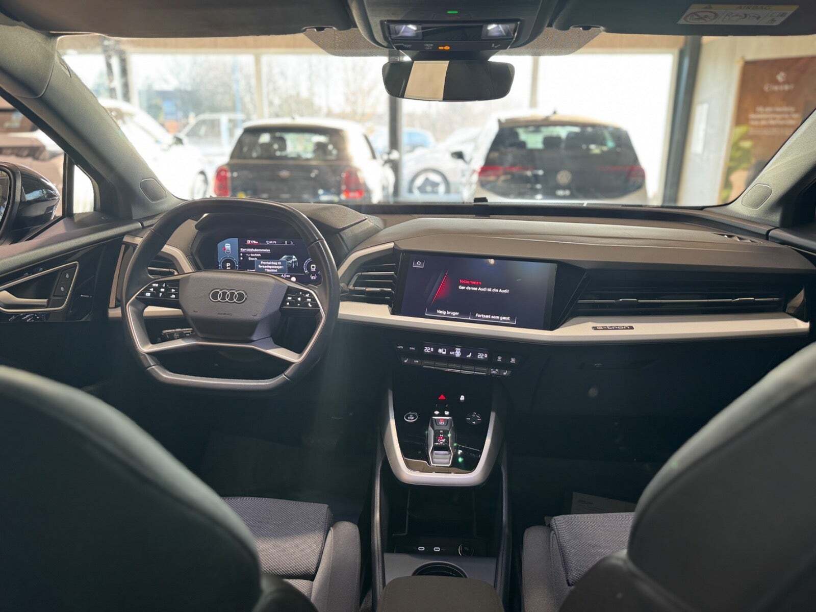 Sort Audi Q4 e-tron fra 2024