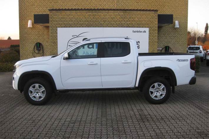 Hvid VW Amarok fra 2025