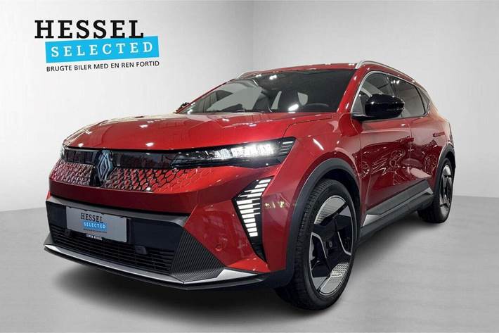 Rød Renault Scenic E-Tech fra 2025 set udefra