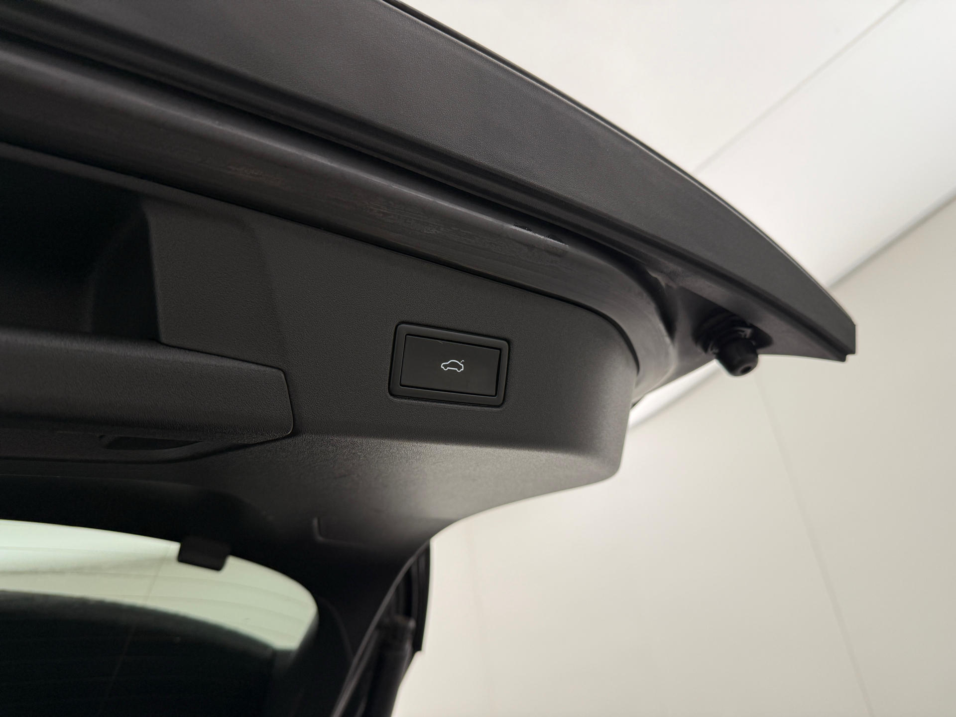 Grå VW ID.4 fra 2021