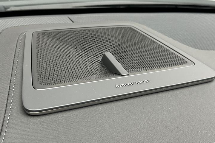 Hvid Polestar 4 fra 2025